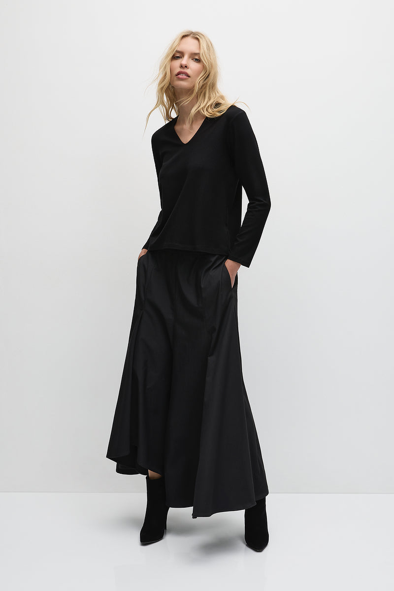 Mela Purdie V Neck Top - F01